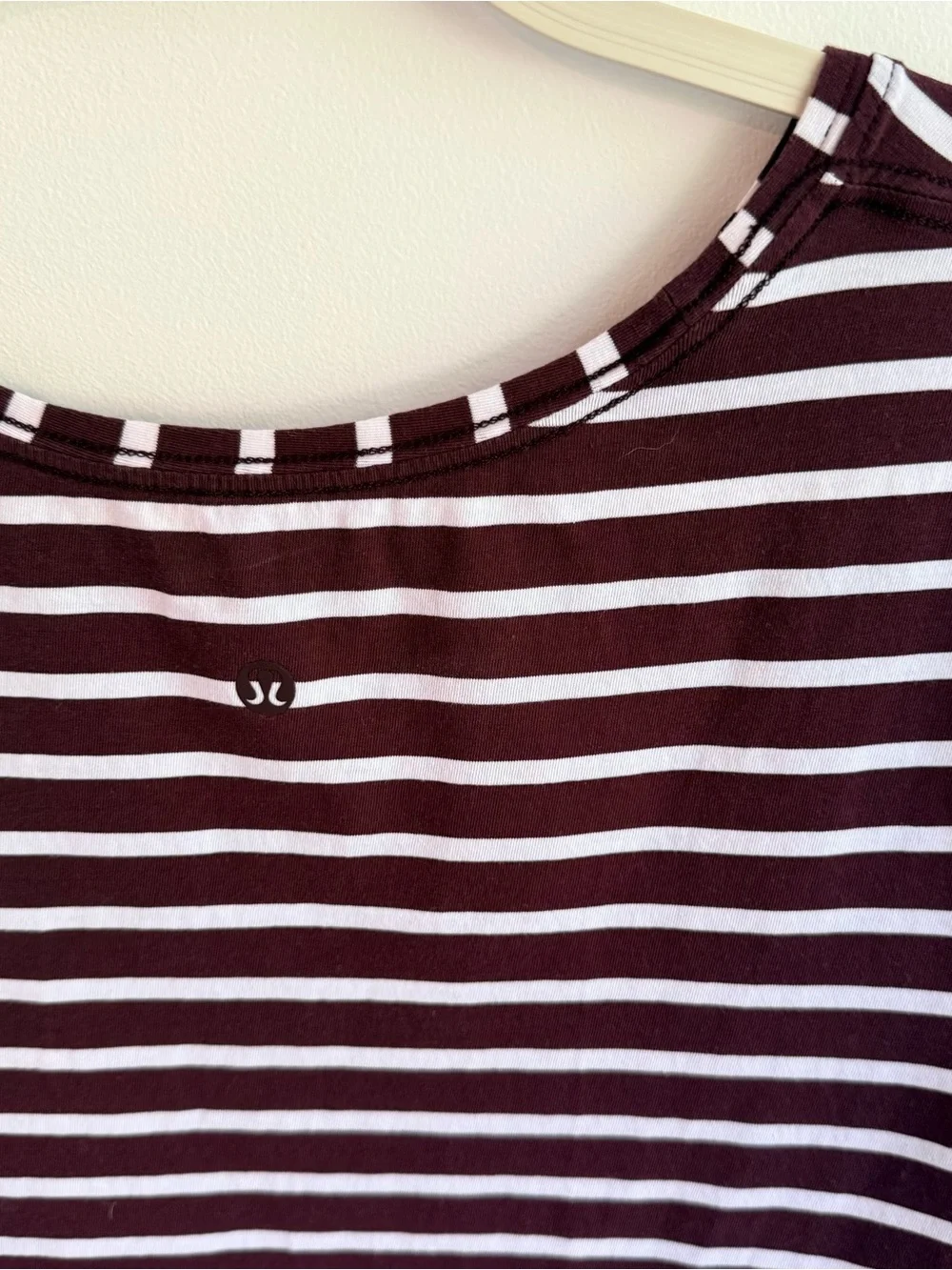Lululemon tee 6
